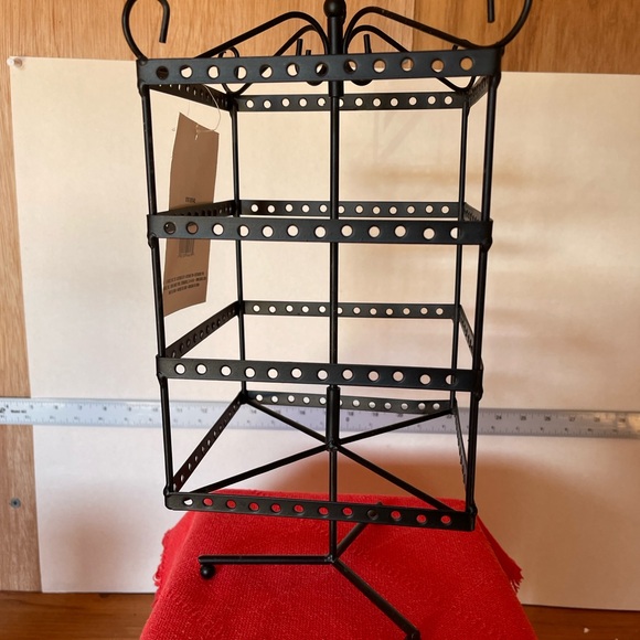 Darice Black Metal Rotating Jewelry Display Revolving Earring Display - Picture 3 of 13